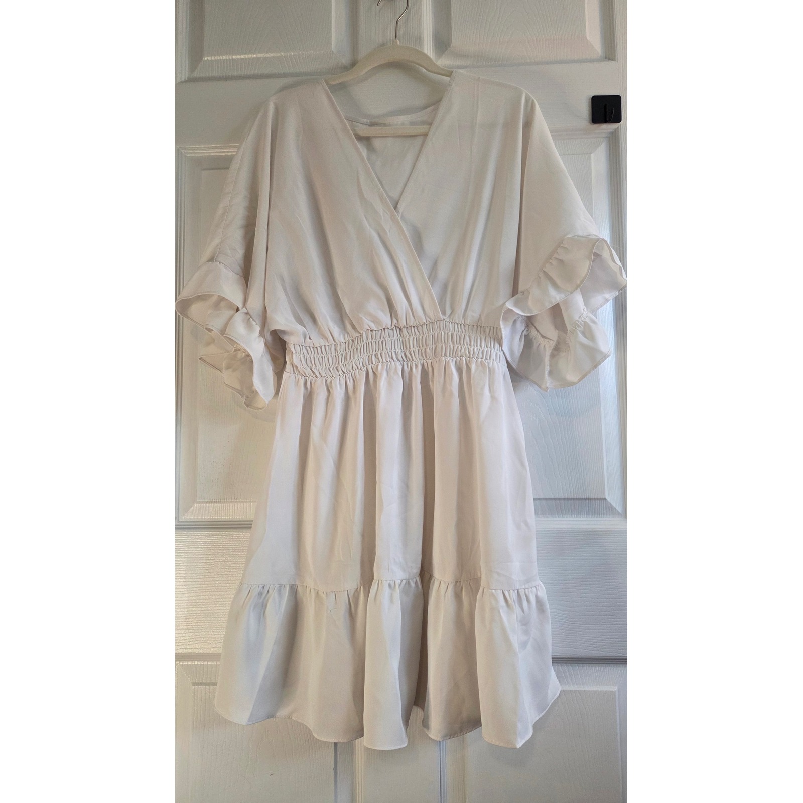 White V-Neck Smocked Waist Ruffle Sleeve Tiered Mini Dress Size L